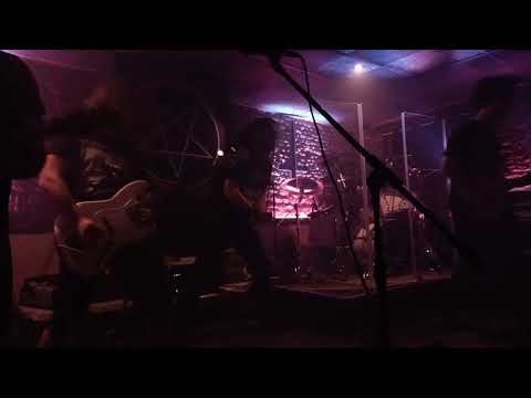 Corrosive Elements au Demonbar - So Long Sucker (live)
