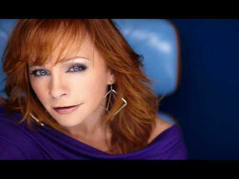 Videoclip de Just When I Thought I'd Stopped Loving You — Reba McEntire