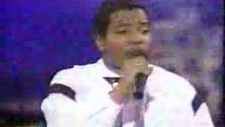 Young MC - Bust A Move Live on Arsenio &#39;89