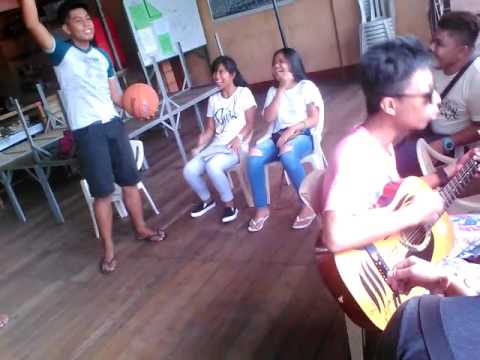 Kung magkano ang kailangan mong tumalon sa lubid upang mawala ang timbang sa pamamagitan ng 5 Ligaw na kulay-kastanyas na may pagbaba ng timbang