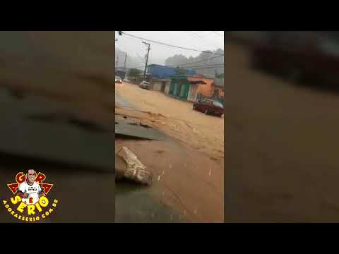Ruas de Juquitiba alagadas