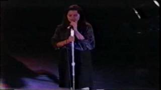 10,000 Maniacs - The Lion&#39;s Share (1989) New Haven, CT