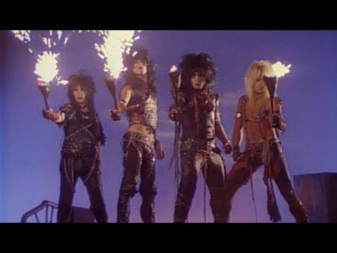 Mötley Crüe - Looks That Kill (Official Music Video) online metal music video by MÖTLEY CRÜE