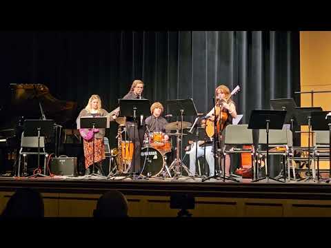 FHS Pearl featuring Zo Pietras performs Fly Me to the Moon