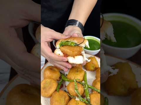 Mumbai Style Vada Pav With Garlic Chutney ASMR Cooking || #shorts #asmr #recipe #vadapav #streetfood