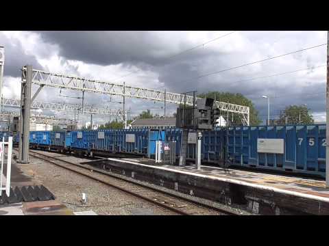 Freightliner 66522 with Runcorn folly lane to Brindle heath empty waste train