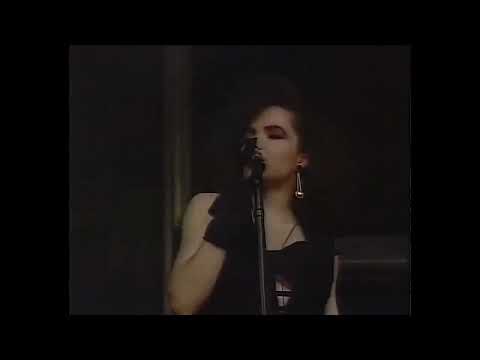 Guns N' Roses Live in Paris 1992 Full Concert