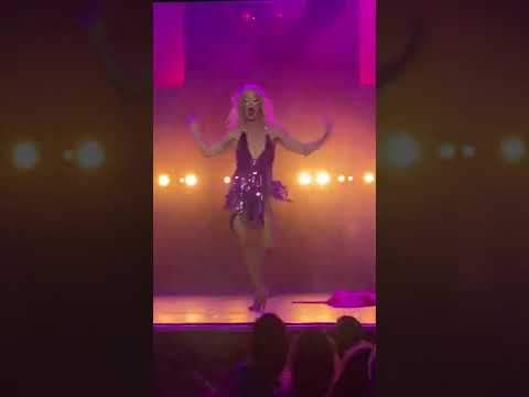 Alexis Saint-Pete-A little bit Alexis from Schitt's Creek at The Clapham Grand in London / Klubkids