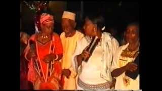 preview picture of video 'MARIAGE DE ZAINABA MMADI ET SOIDIK ABDOU SOUDJAOUMA OUKOUMBI'