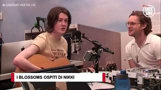 Blossoms - There&#39;s a Reason Why ( I Never Returned Your Calls) live at Radio Deejay