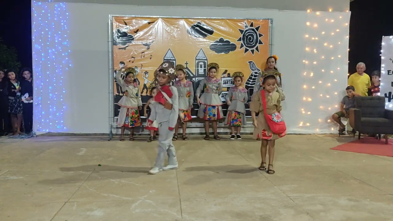 Apresentação de cordel Lampião lá do Sertão
