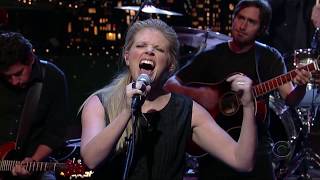 Dixie Chicks - Not Ready to Make Nice (Live on the Late Show with David Letterman 2006)