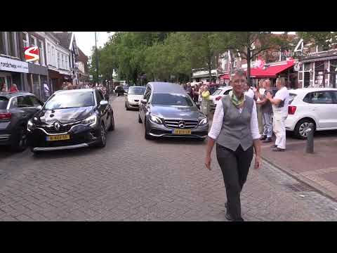 Bolsward neemt afscheid van geliefde kroegbaas Ruurd Stevens