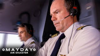 Air Canada 143 Becomes Powerless And Falls From The Sky | Boeing 767 | Mayday: Air Disaster