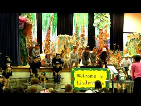 First Grade Play 050.MOV