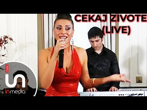 Suzana Gavazova - Cekaj zivote (Live)