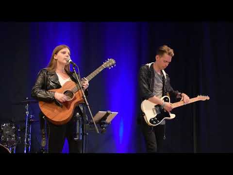 Lisa Castelli ft Toon Luyten - Home