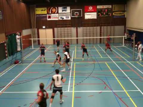 20091107 Croonenburg Heren 1 Sprongservice