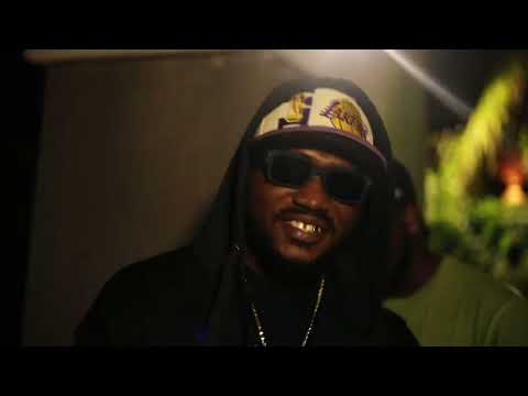 Showboy (Showbezzy) - wontumi ft  Nana Rokstar [VISUALIZER}