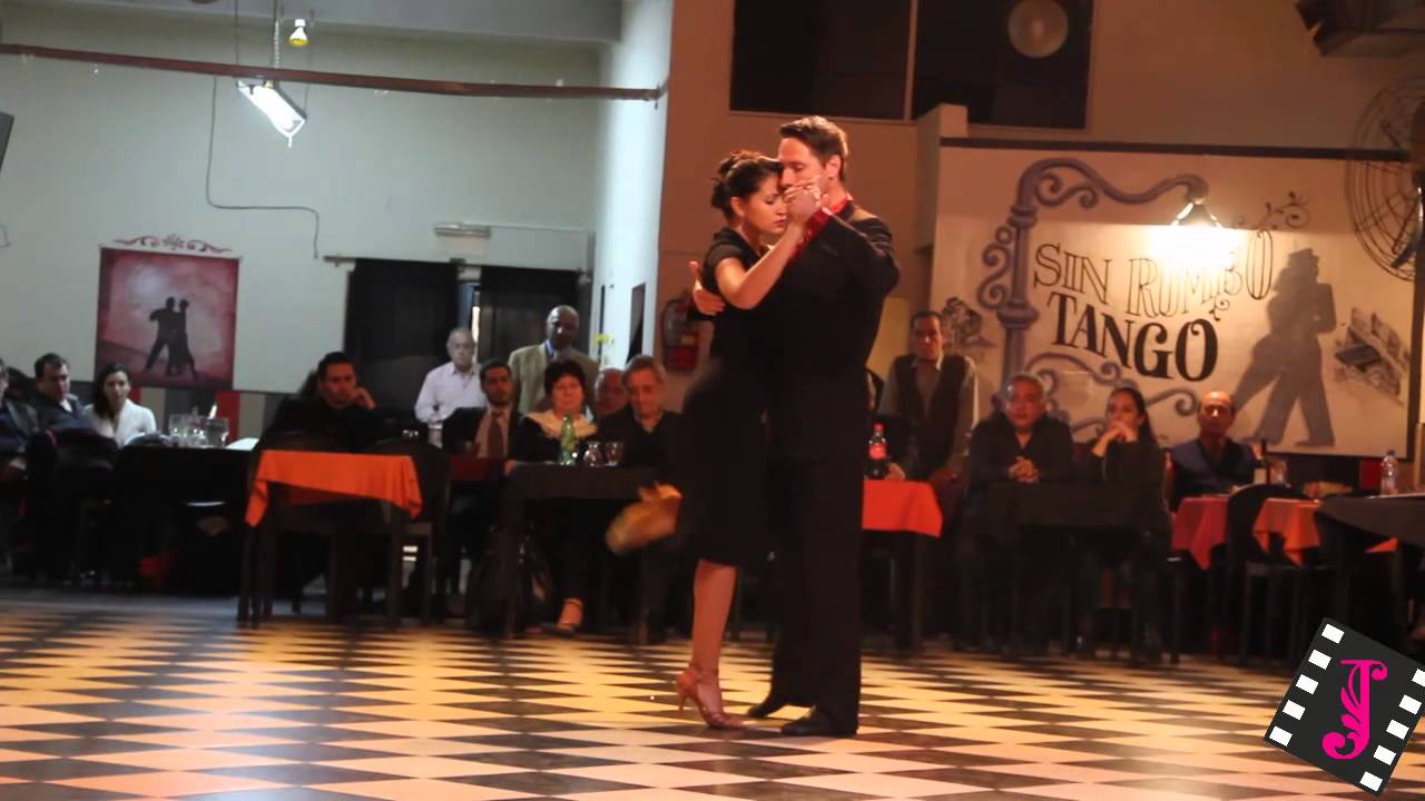 Video thumbnail for SAMANTHA DISPARI Y SANTIAGO FINA en el Sin Rumbo (Tango)