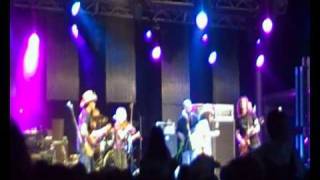 Kasey Chambers - Barricades &amp; Brickwalls