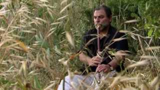 Kudsi Erguner - playing ney and picking the ney reeds