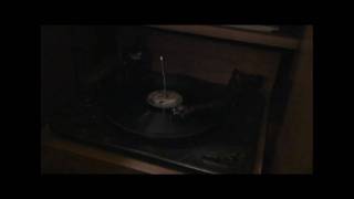 Young Peoples Records 78rpm Rainy Day with TOM GLAZER!