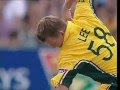 Brett Lee Takes A Wicket At 160 1 Kph 99 5 Mph