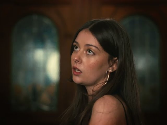 Video zu 'Paris' ansehen Video zu 'Paris' ansehen