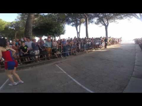 Palio delle barche 2016 portabandiera Rione Centro 2