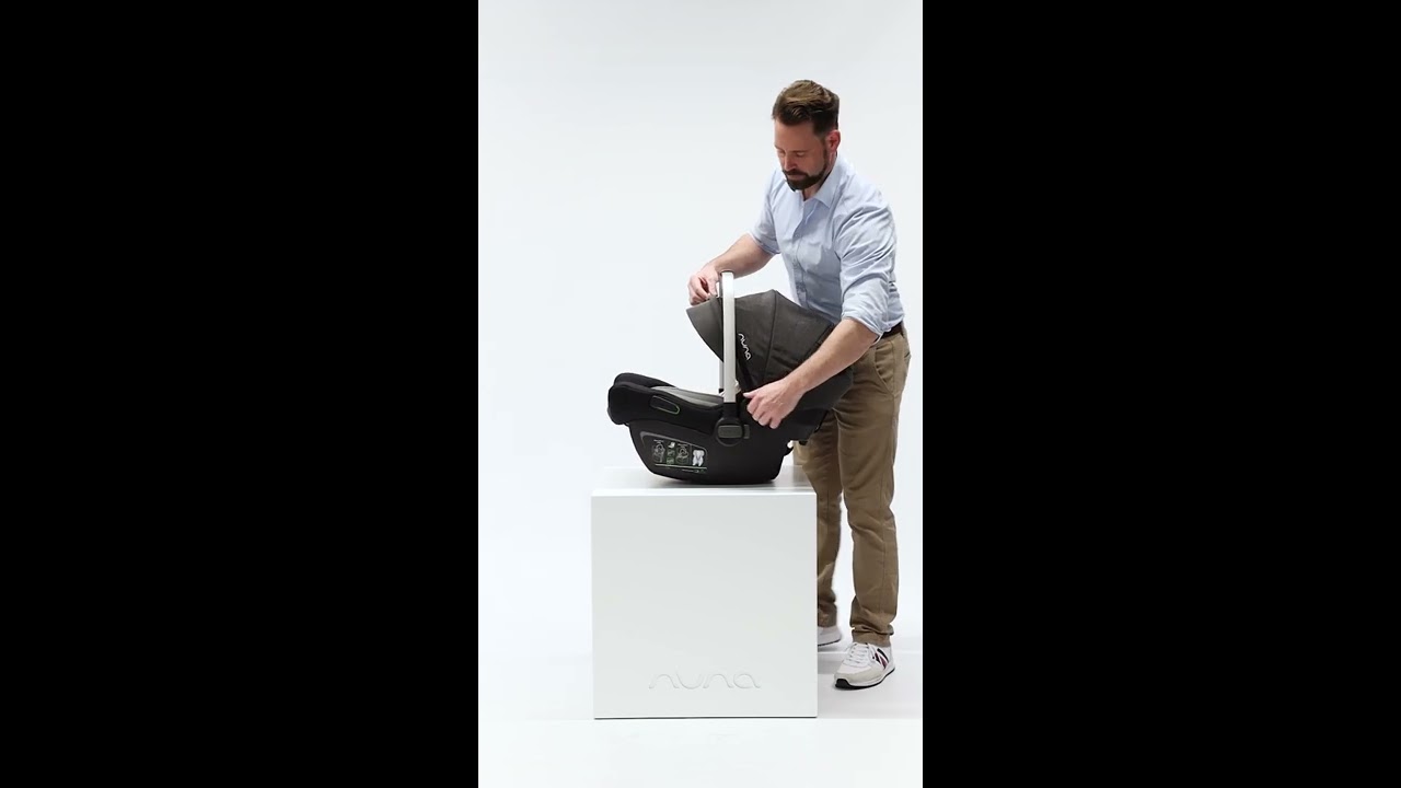 миниатюра 0 Видео о товаре Автокресло Nuna Pipa Next (0-13 кг), Caviar (Черный / Серый)