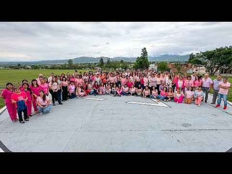 Trabajadores de la Casa de Gobierno se vistieron de rosa para concientizar sobre el cáncer de mama