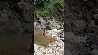 Download lagu curug cigentis karawang berada.. mp3