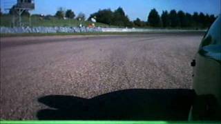 preview picture of video 'Thruxton NG 2011 Sidecar Race1'