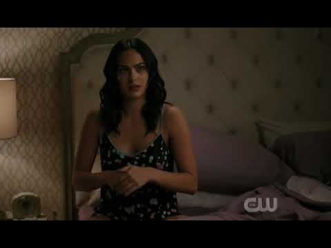 Varchie #5 "I'm worried about you, Veronica." Veronica breaks down. Riverdale 4x13