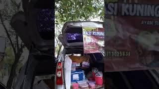 Download lagu JUALAN NASI KUNING DI MOBIL #VIRAL mp3
