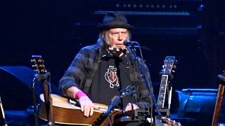 Neil Young "My My, Hey Hey (Out of the Blue)" 7/12/18 Boston MA