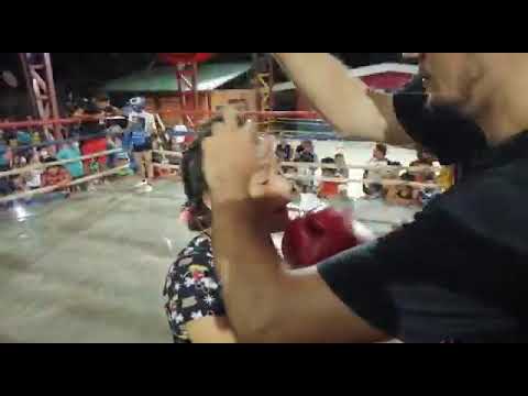 Alejandra ( La espinoza leyton ) VS  Adilia leyva