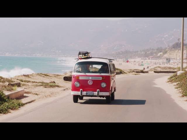 Video Teaser für Leica Sofort: A Surf Trip with the new instant camera