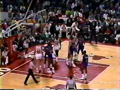 Michael Jordan Greatest Games: 40 Points, 11 Assists vs Pistons (1989)