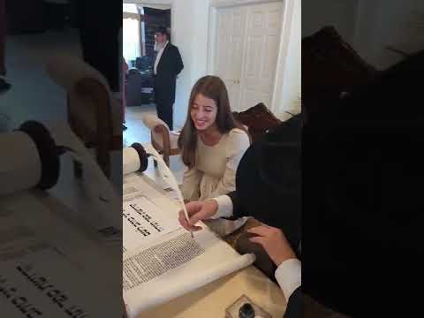 celebrating the completion of a new Torah scroll #torah#chabad #jewishlife