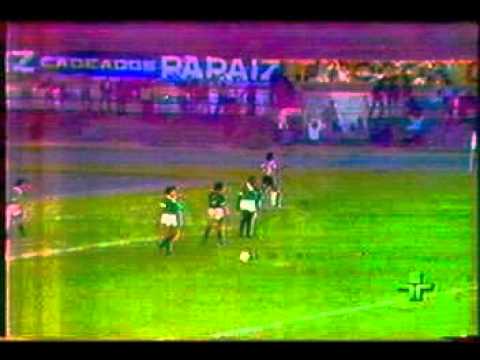 Atlético MG 2 x 0 Guarani 1975