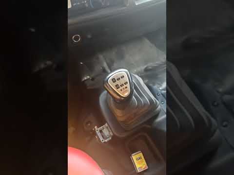 Thumbnail for Caja Eaton Sincro en un Camion Hino. by Giovanni Michelotti, Renault, Toyota, Isuzu, Lada, Car, Van