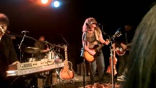 Kathleen Edwards - &quot;A Soft Place to Land&quot; / &quot;Change the Sheets&quot; - Detroit 6/8/12