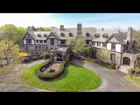 99 Westcliff Road Weston, Listed by Debi Benoit, Benoit Mizner Simon Real Estate