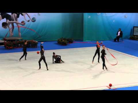 UKRAINE 2 Ribbons + 3 Balls