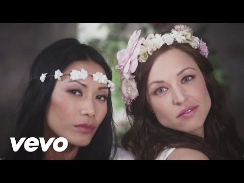 Vivre d'amour "Thérèse" (d'après les poèmes de Sainte-Thérèse de Lisieux) (Clip officiel)