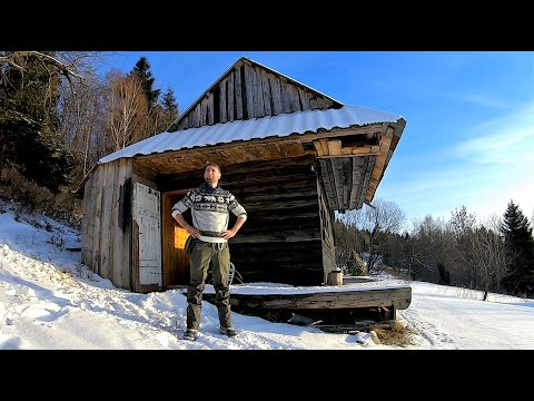 Zimowa noc w górskiej chacie | Gotowanie na piecu | Klimatyczny szałas | Outdoor & Bushcraft