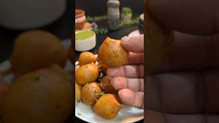 Download lagu Mysore Bonda Recipe 💕😋 #mysorebonda #snacksrecipe #snackideas #snacks #recipe #bondarecipe mp3