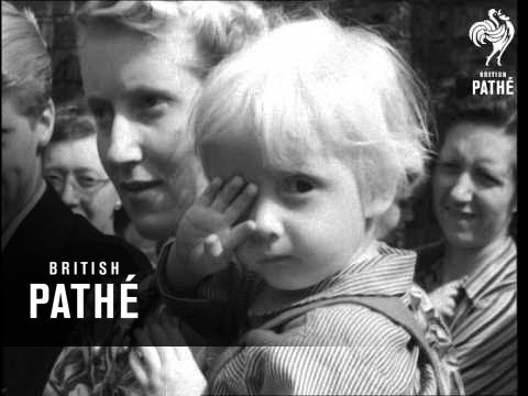 HMS London Home From Yangtse (1949)